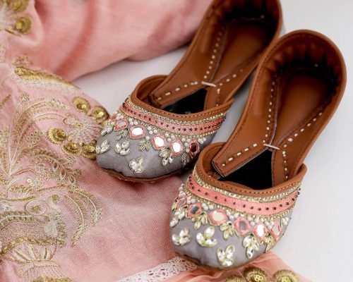 Khussa Brands In Pakistan