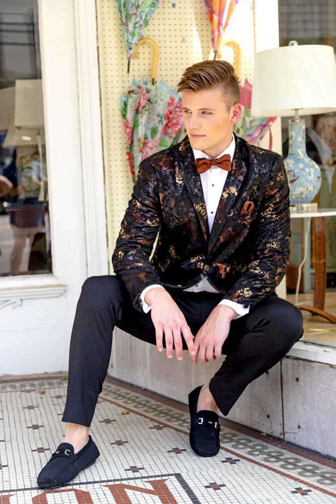 Wedding Outfits For Skinny men