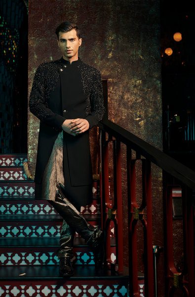 Wedding Outfits For Skinny men