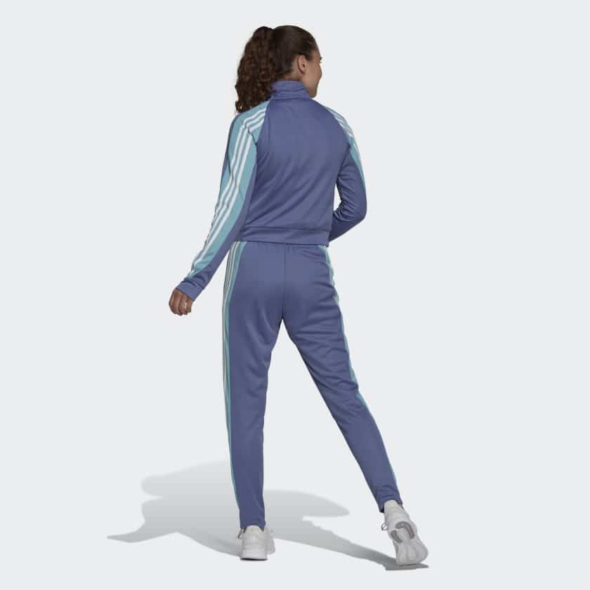 Activewear for Skinny Girls