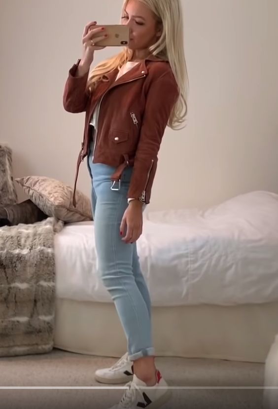 Cozy winter outfits for skinny girls