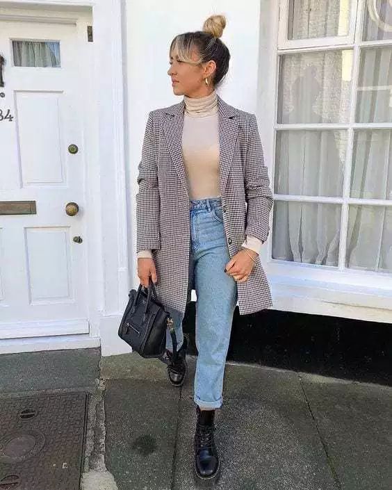 Cozy winter outfits for skinny girls