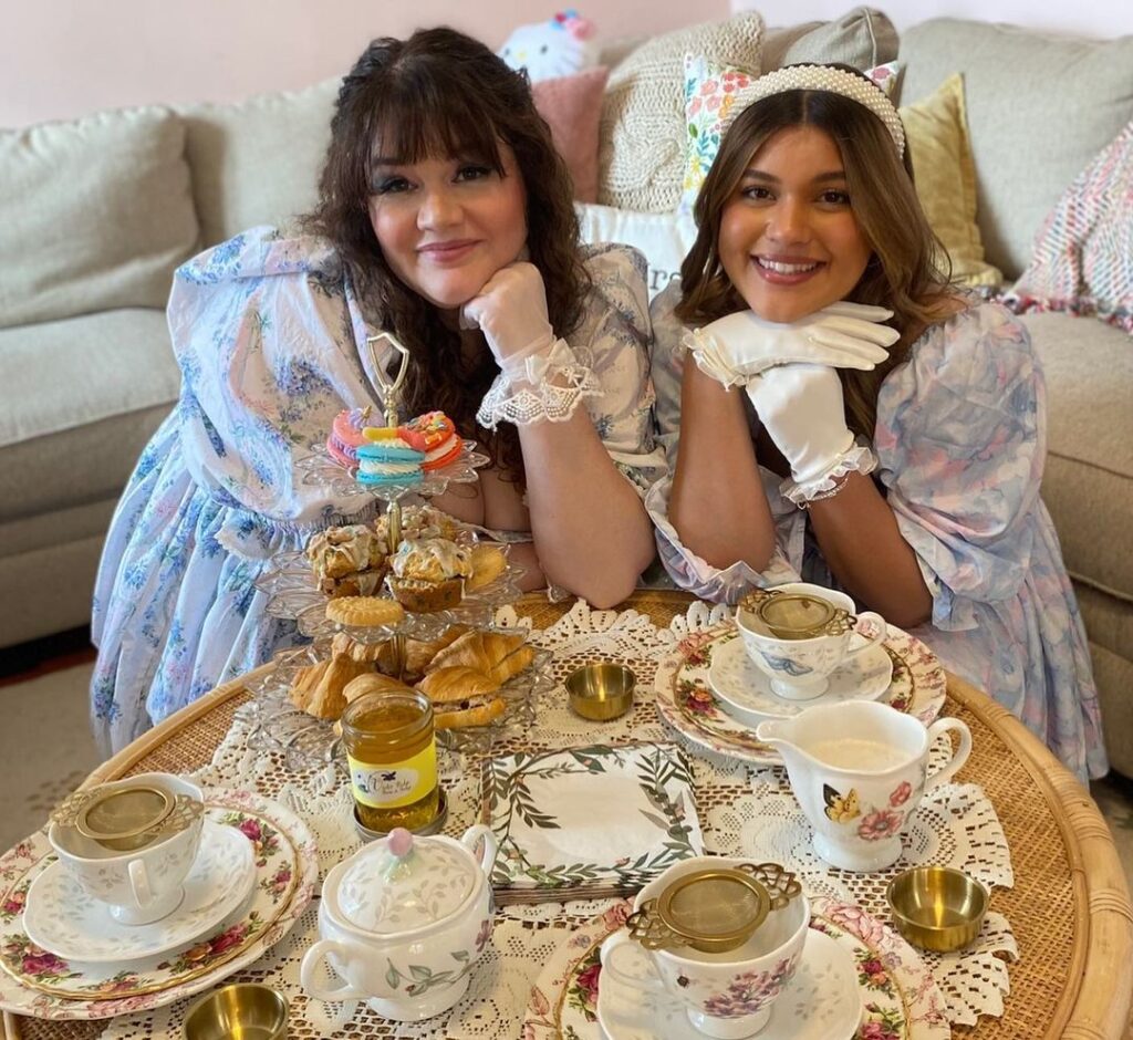 how to plan a vintage tea party
