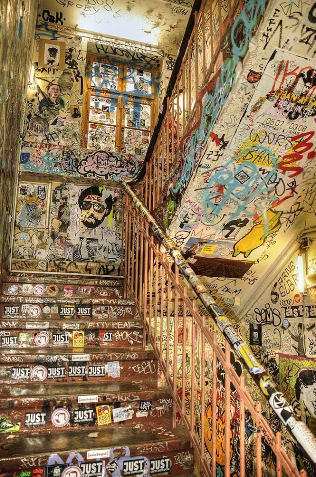 Staircase decor ideas