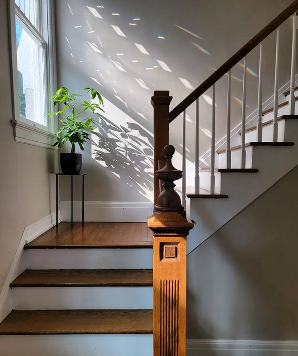 Staircase decor ideas 