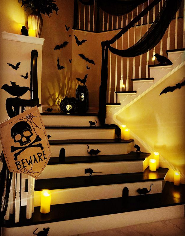 Staircase decor ideas 