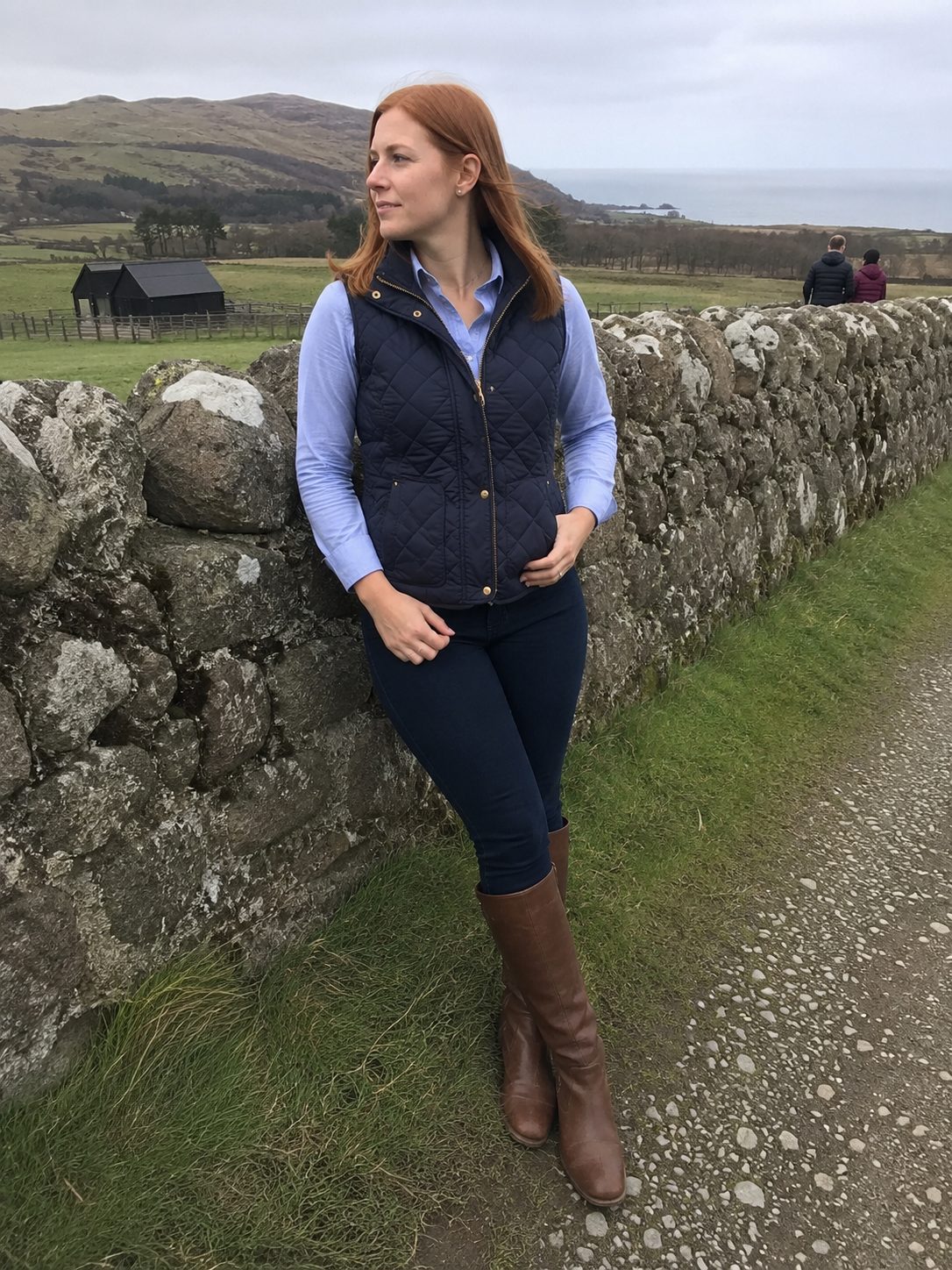 Thin Quilted Vest With a Shirt