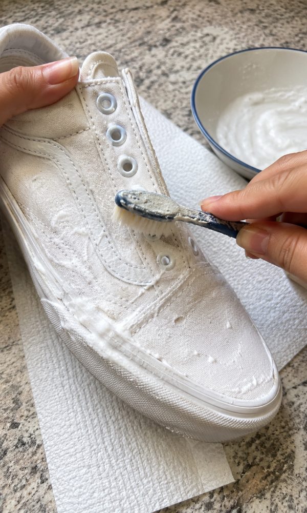 How to Keep White Sneakers Looking New